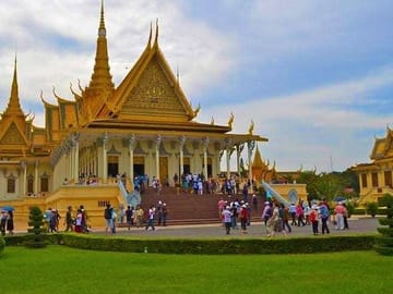 Prek Toal Birds Sanctuary & floating Village Private Tours from Siem Reap