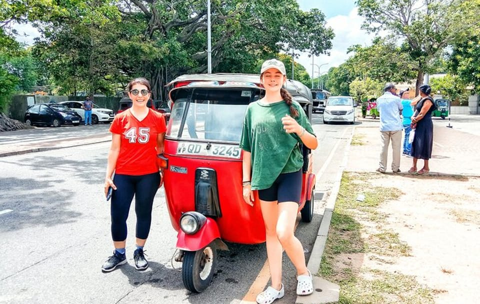 Colombo Tuk Tuk City Tour with Hotel Pickup and Drop-off
