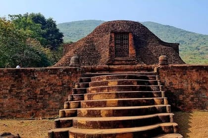Bhubaneswar to Buddhist Sites (Ratnagiri, Udayagiri, Lalitgiri)