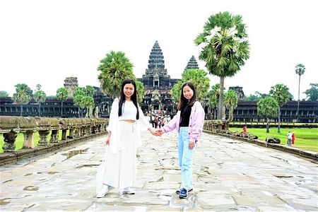 Private Tour: Angkor Temples & Floating Village Experience in Siem Reap