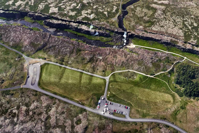Waterfalls and Glacier Landing – Helicopter Tour from Reykjavik photo 5