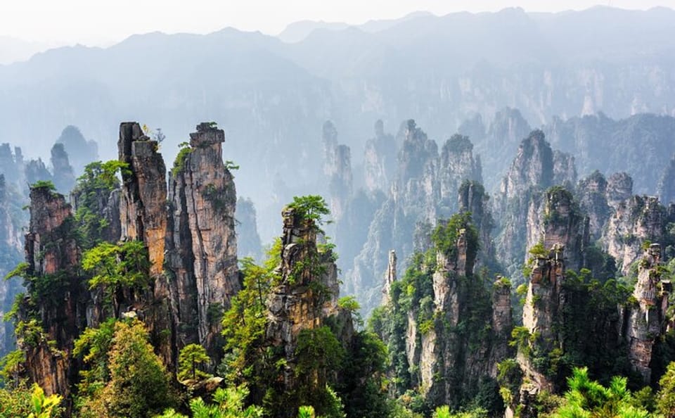 Private 3-Day Zhangjiajie Tour with Scenic Park Visits