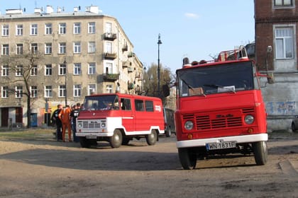 Best of Warsaw – private tour by retro minibus with hotel pickup