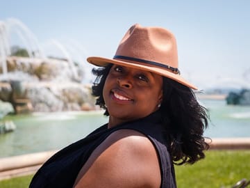 Chicago Walking Tour with Professional Photo Shoot
