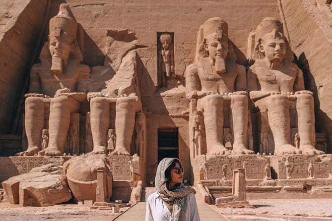 Aswan: Day Tour to Abu Simbel from Aswan by Private Car
