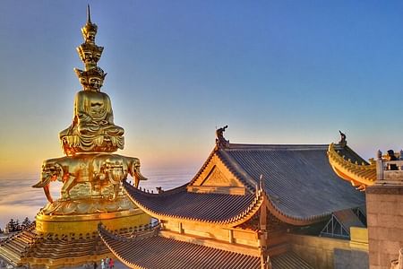 Explore Leshan Giant Buddha and Scenic Mt. Emei - Private Tour