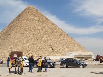 Uncover Egypt's Wonders: 5-Day Tour of Pyramids, Museums & More