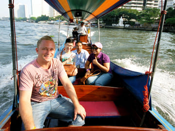 Bangkok Arrival Transfer with Bangkok River by Night Dinner Cruise
