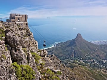 Full Day Shared Tour of Table Mountain and Cape Point