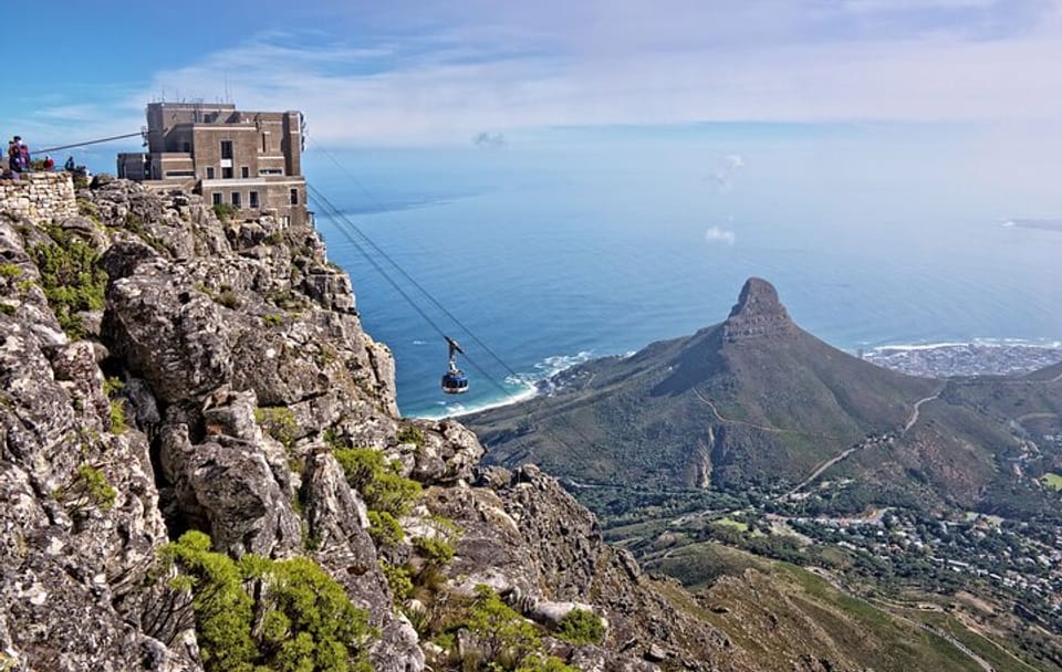 Full Day Shared Tour of Table Mountain and Cape Point