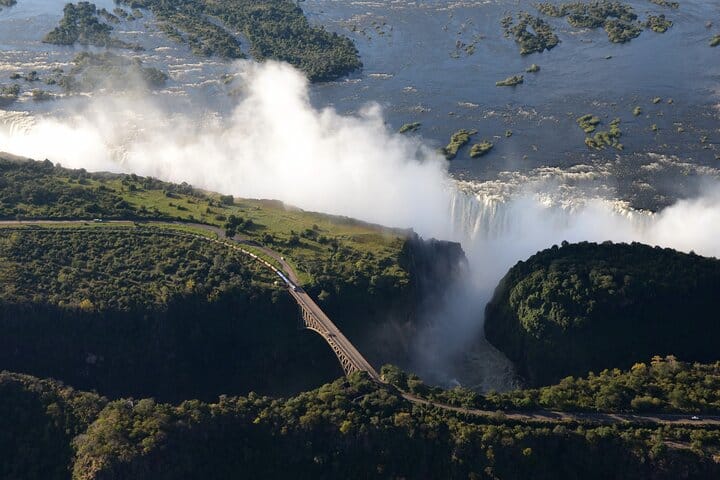 Guided Tour of the Victoria Falls on the Zambian side