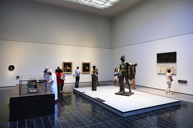 Abu Dhabi : La Louvre “A Universal Art Experience”