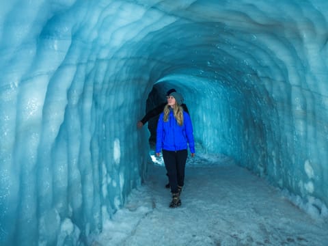 Into the Glacier & Silver Circle, photo 4