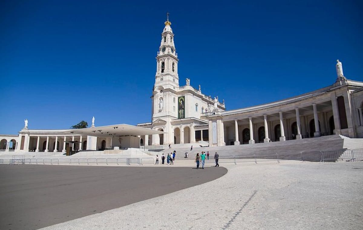 From Lisbon: Half Day Tour to Fátima