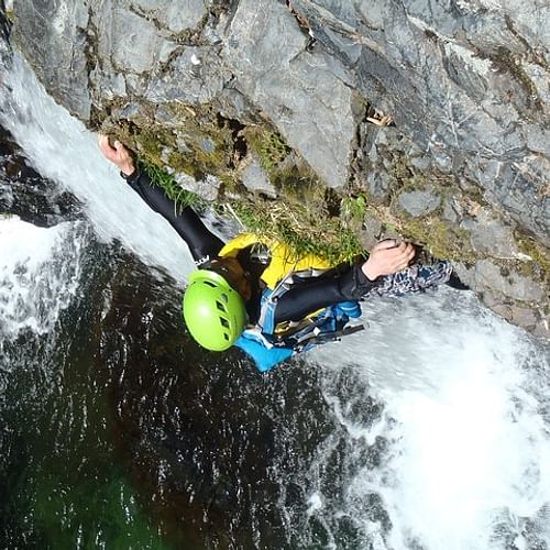 Shower Climbing/Shower Trekking/Canyoning　in Takayama (Half day tour)