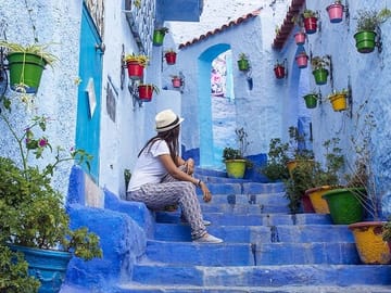 2-Day Fes to Chefchaouen Tour with Volubilis and Tangier