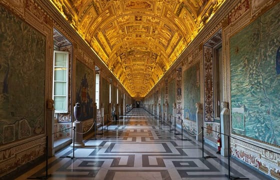 VATICAN MUSEUMS and Sistine Chapel Skip The Line Guided Tour