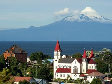 Full Day Tour of Chiloé: Explore Castro and Dalcahue