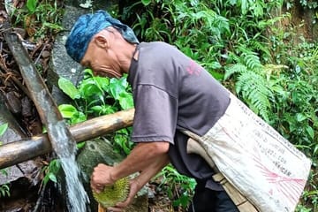 Baduy Tribal Tracker and Village in Private Tour Full Day & Lunch