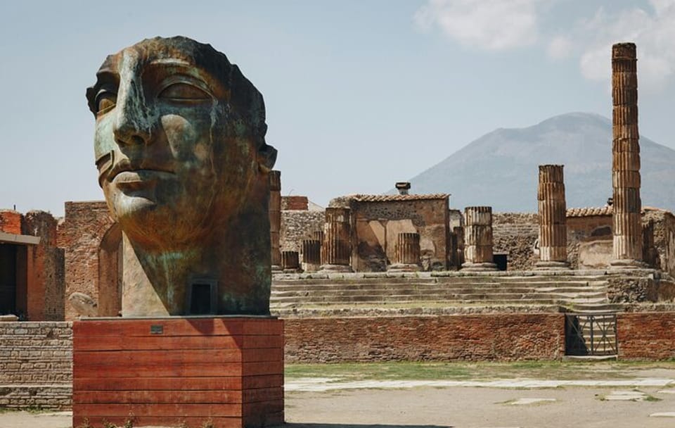 Pompeii 5-Hour Guided Tour from Naples with Transportation