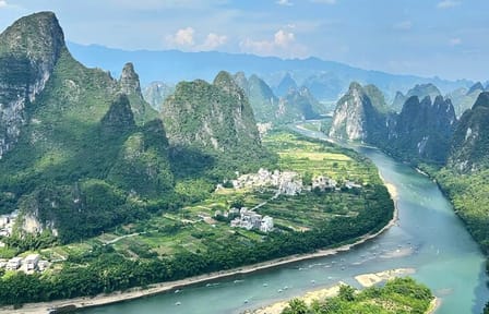 Yangshuo and Li River Day Tour with Scenic Highlights