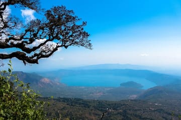 Full Day Tour of Volcanoes and Mayan Sites in El Salvador