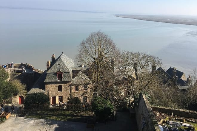 Private Mont-Saint-Michel Tour from Paris by Luxury Vehicle 10