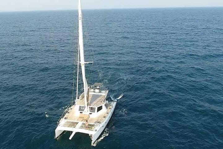 Giant Loop Cruise Mirissa