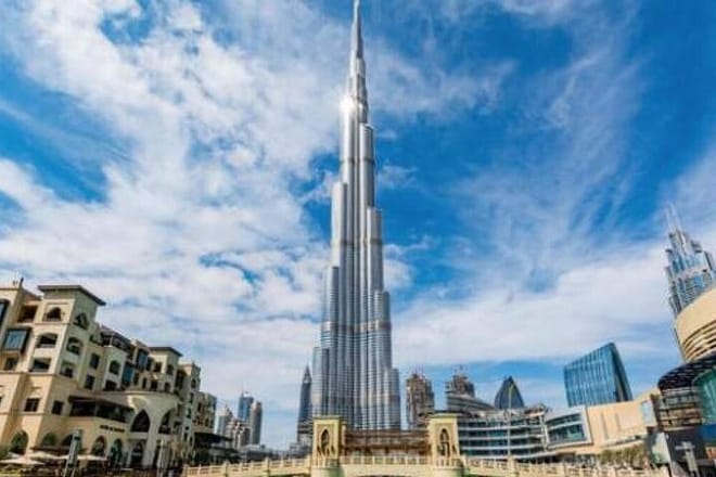 Cultural and Modern Dubai Tour: Blue Mosque & Burj Khalifa Visit photo 6
