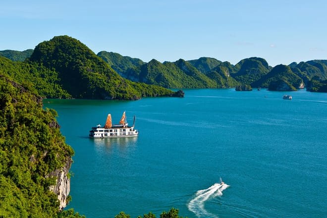 Ha Long Bay
