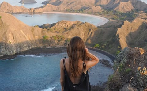 Luxury Multi-Day Sailing Tour in Labuan Bajo, Indonesia
