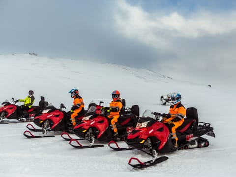 Glacier Snowmobiling & Ice Cave from Reykjavík, photo 2