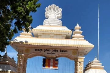 Affordable Tuk Tuk City Tour of Colombo's Highlights