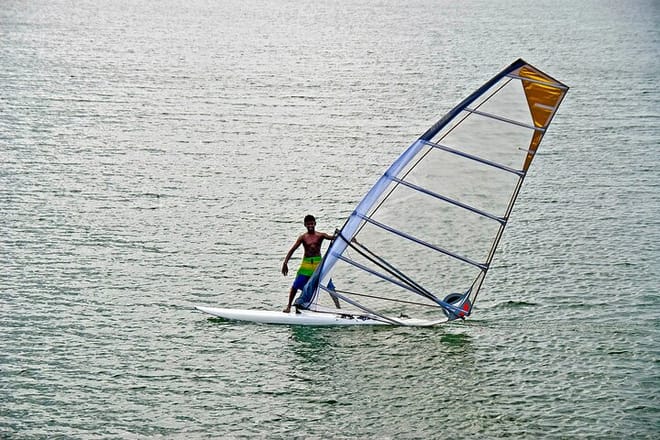 Wind Surfing in Bentota 5