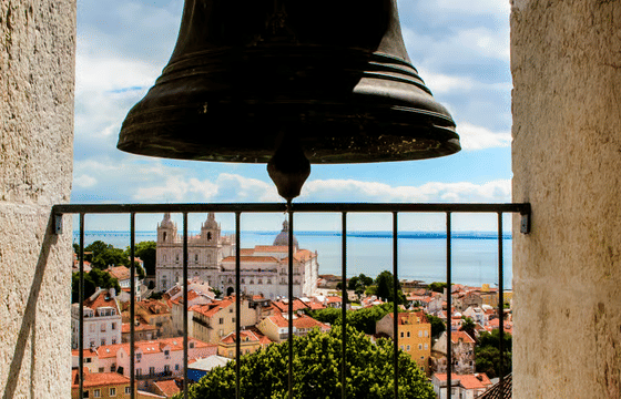 Lisbon Afternoon: Private Tour with Monuments and Fado Dinner