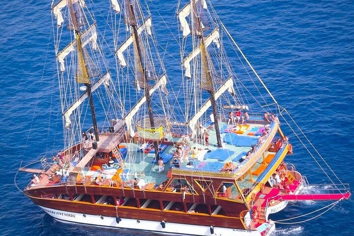 Alanya Catamaran Boat Tour with Lunch, Soft Drinks & Transfer 3