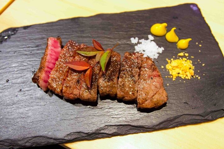 Kyoto Hidden Gem Food Tour in Fushimi