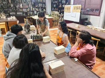 Chengdu Mahjong Experience Multilingual Guide