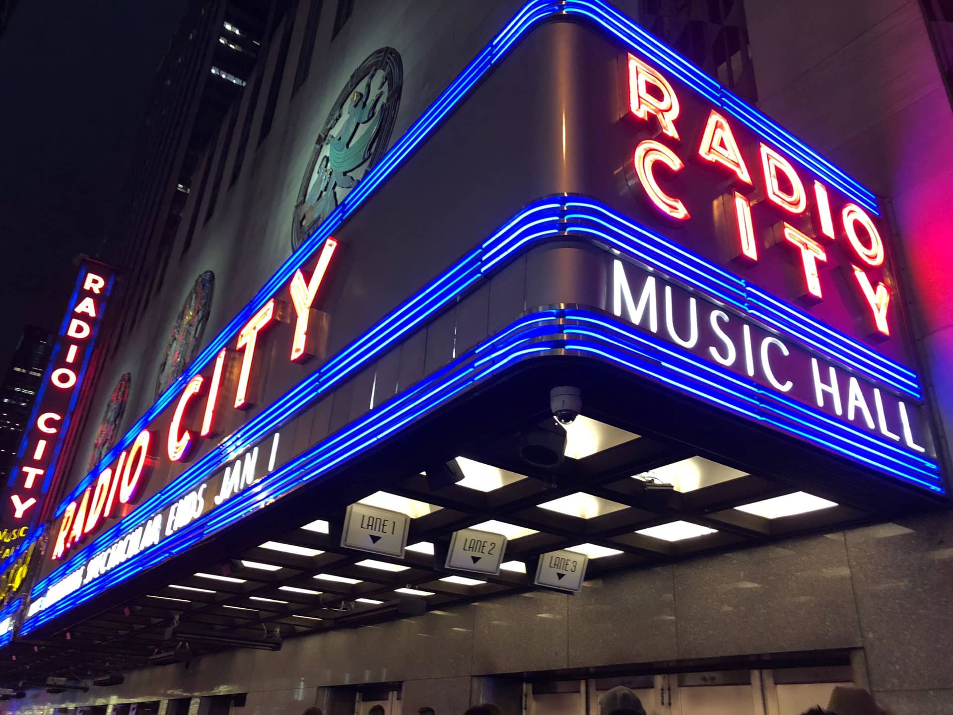 Christmas Spectacular Starring the Radio City Rockettes Tickets - Rear Orch/Mezz
