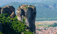 Meteora’s Wonder Sightseeing Tour 2