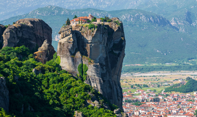 Meteora’s Wonder Sightseeing Tour 2