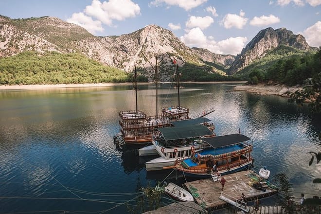 Green Canyon Boat Trip with Lunch and Drinks From Side 2