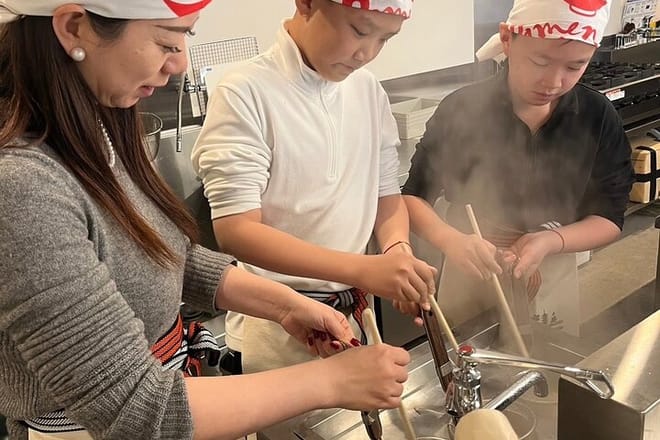 Ramen Cooking Class at Lake Kawaguchiko (Short Course)