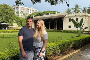 Bengaluru to Cochin: Temples and Backwaters Tour