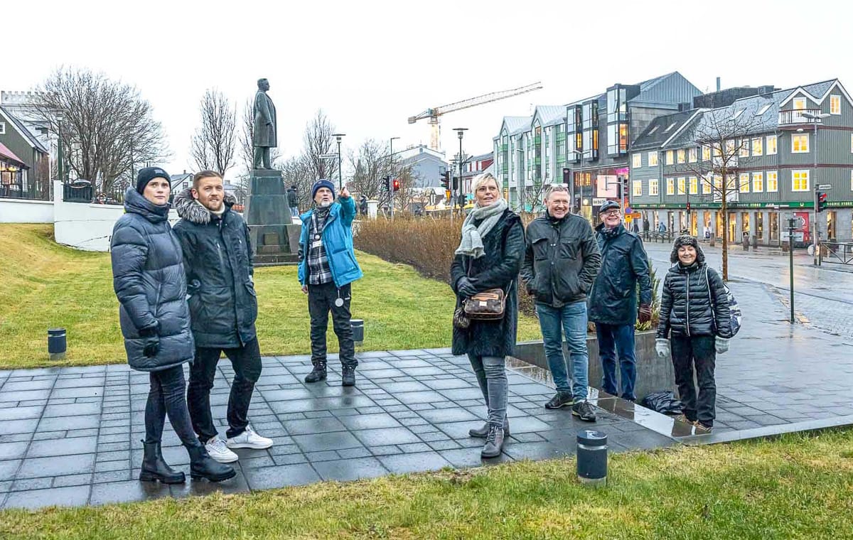 Reykjavik City Walk and Whales