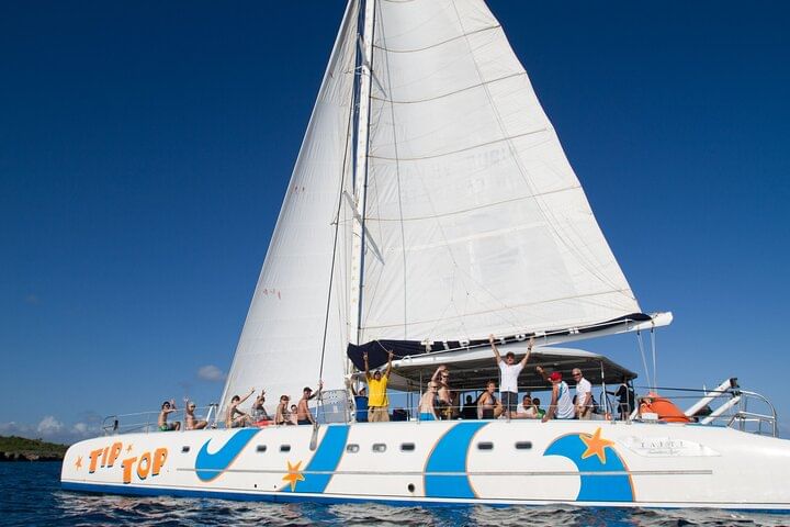 Full-Day Catamaran Snorkeling Tour with Lunch from Puerto Plata