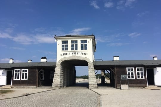 From Wroclaw: Gross-Rosen Camp & Nazi Tunnels Tour