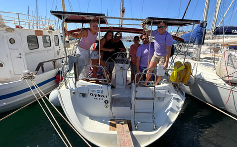 Private Sailing Tour Along Santorini's Stunning Coastline