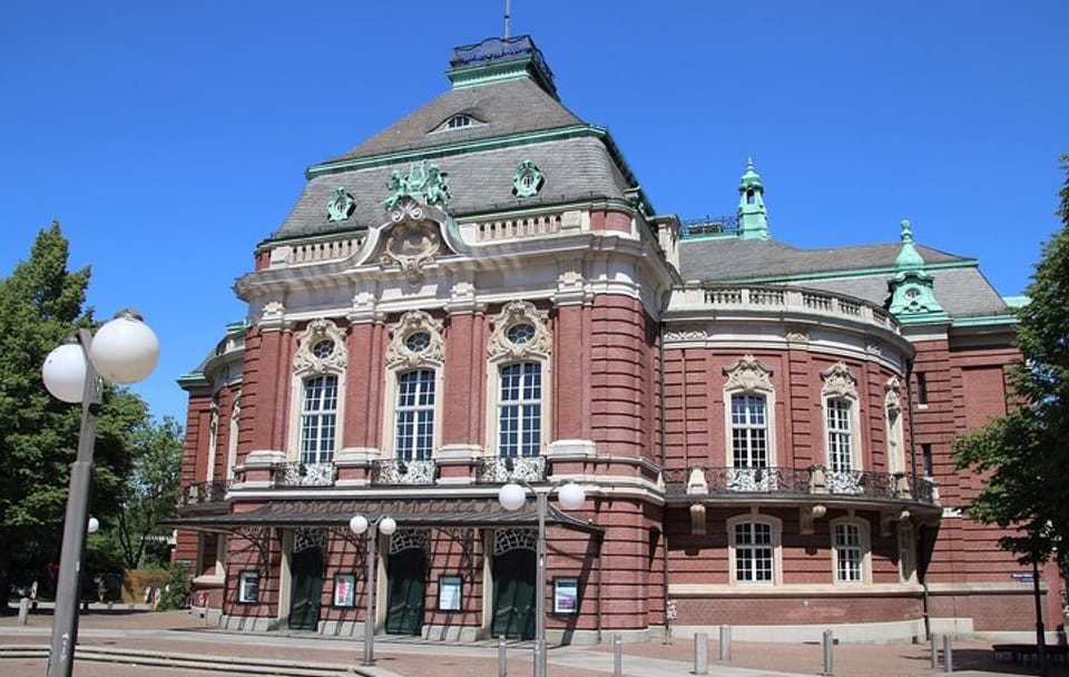 Private Historic Walking Tour of Hamburg's Cultural Landmarks