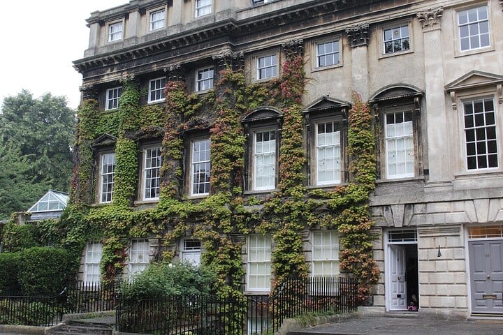 Bath Private Walking Tour with Local Guide 9